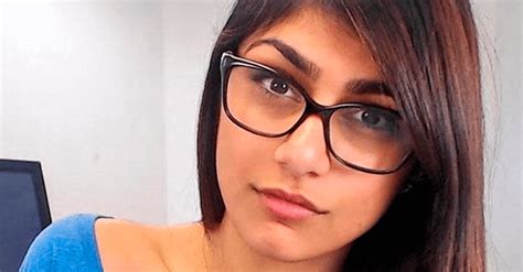 mia k porn|Mia Khalifa Videos Porno 